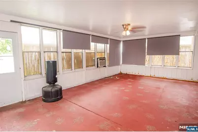 536 Boulevard, New Milford, NJ 07646 - Photo 26
