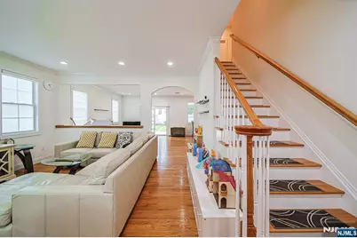 17 E Fairmount Avenue, Maywood, NJ 07607 - Photo 20