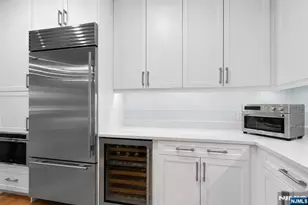3 Somerset Ln 500, Edgewater, NJ 07020 - Photo 24