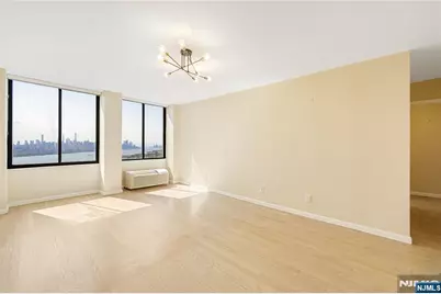 200 Winston Drive 2019 #2019, Cliffside Park, NJ 07010 - Photo 24