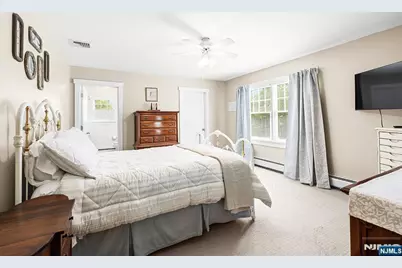 402 Enos Place, Ho Ho Kus, NJ 07423 - Photo 20