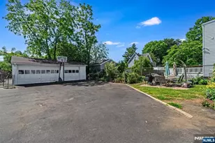 113 Harrison St, Bloomfield, NJ 07003 - Photo 24