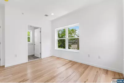 840 S 19th Street, Newark, NJ 07108 - Photo 24