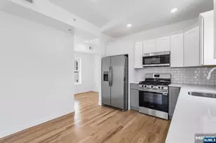 840 S 19th St, Newark, NJ 07108 - Photo 10