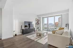 320 Adolphus Ave 911, Cliffside Park, NJ 07010 - Photo 1