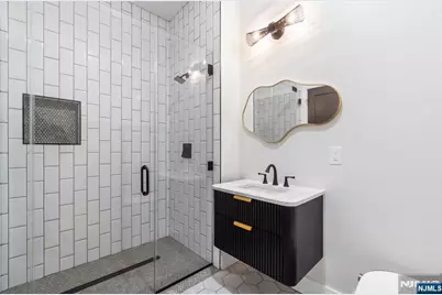 21 Lincoln Park 300 #300, Newark, NJ 07102 - Photo 20