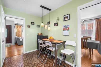 1095 Harvard Place, Fort Lee, NJ 07024 - Photo 14