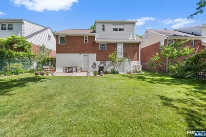 1095 Harvard Place, Fort Lee, NJ 07024 - Photo 42