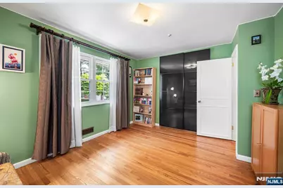 1095 Harvard Place, Fort Lee, NJ 07024 - Photo 26