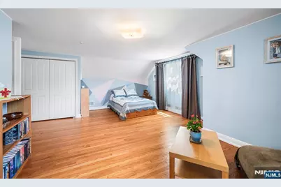 1095 Harvard Place, Fort Lee, NJ 07024 - Photo 36