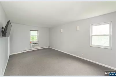 100 Pierson Miller Drive E4 #E4, Pompton Lakes, NJ 07442 - Photo 10