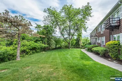 100 Pierson Miller Drive E4 #E4, Pompton Lakes, NJ 07442 - Photo 18