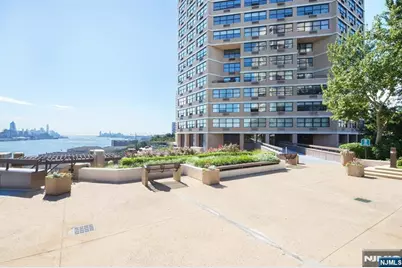 7000 Boulevard East 38 G #38 G, Guttenberg, NJ 07093 - Photo 14