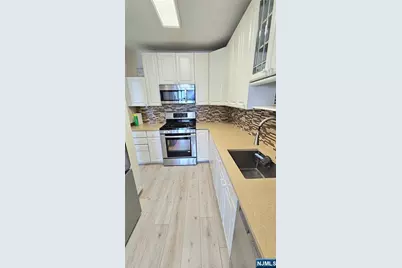 7000 Boulevard East 38 G #38 G, Guttenberg, NJ 07093 - Photo 12
