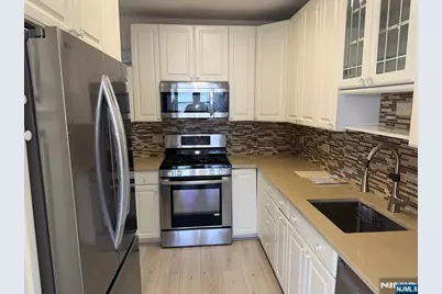7000 Boulevard East 38 G #38 G, Guttenberg, NJ 07093 - Photo 2