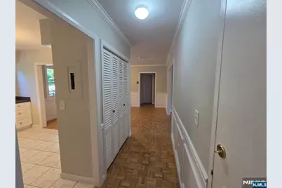 60 Madison Place A10 #A10, Ridgewood, NJ 07450 - Photo 6