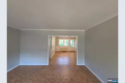 60 Madison Place A10 #A10, Ridgewood, NJ 07450 - Photo 12