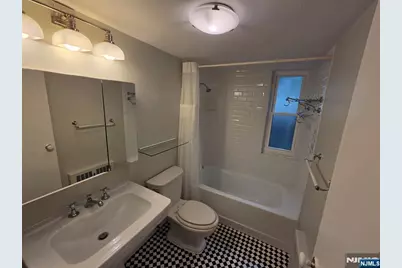 60 Madison Place A10 #A10, Ridgewood, NJ 07450 - Photo 22