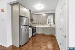 87 19th St, East Orange, NJ 07017 - Photo 14