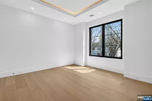 395 Hickory Ave, Paramus, NJ 07652 - Photo 24