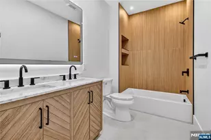395 Hickory Ave, Paramus, NJ 07652 - Photo 26