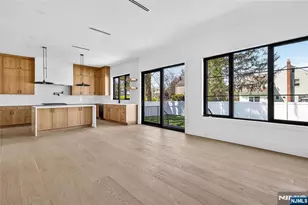 395 Hickory Ave, Paramus, NJ 07652 - Photo 46