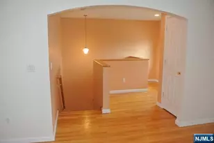 69 Summit Ave 2, Elmwood Park, NJ 07407 - Photo 12