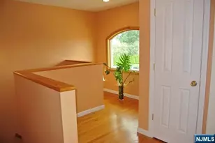 69 Summit Ave 2, Elmwood Park, NJ 07407 - Photo 10