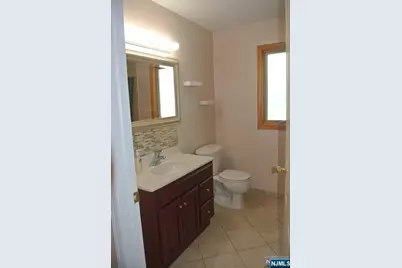 69 Summit Avenue 2 #2, Elmwood Park, NJ 07407 - Photo 24