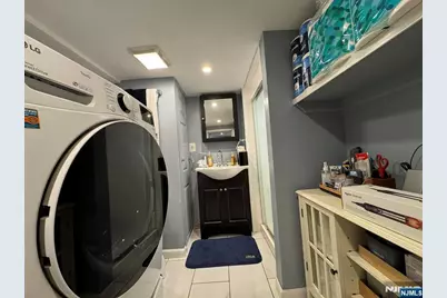 28 Van Houten Street, Bergenfield, NJ 07621 - Photo 46