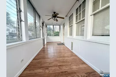 28 Van Houten Street, Bergenfield, NJ 07621 - Photo 10