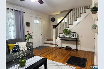 28 Van Houten Street, Bergenfield, NJ 07621 - Photo 24