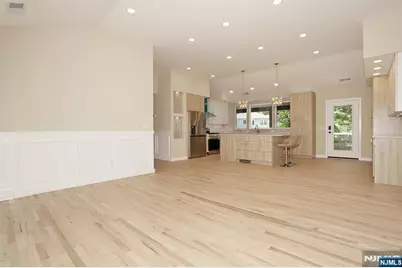 415 Goffle Road, Wyckoff Township, NJ 07481 - Photo 20