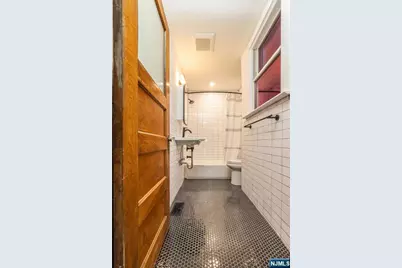 157-159 Forest Street 1 #1, Montclair, NJ 07042 - Photo 20