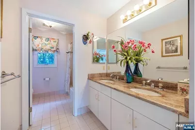 163 Rutherford Road, Mahwah, NJ 07430 - Photo 24