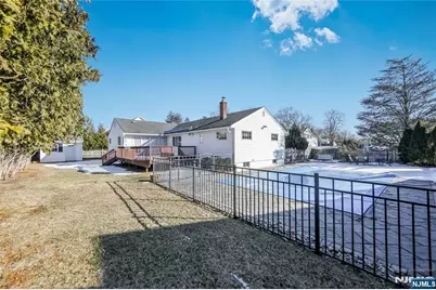 16 Glen Place, Old Tappan, NJ 07675 - Photo 34