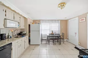 13-33 George St, Fair Lawn, NJ 07410 - Photo 24