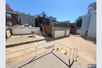 52 Warner Avenue, Jersey City, NJ 07305 - Photo 6