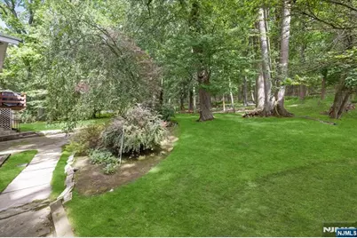 401 Cumberland Street, Englewood, NJ 07631 - Photo 50