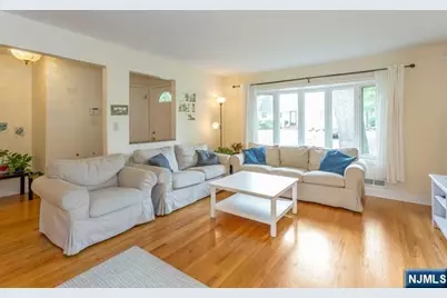 6 Clark Place, Tenafly, NJ 07670 - Photo 16