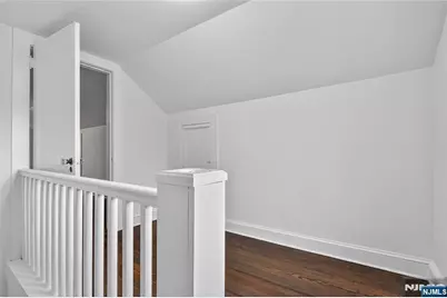 135 Rockwood Place, Englewood, NJ 07631 - Photo 24
