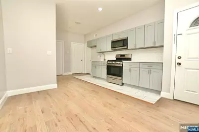 480 Bergen Avenue, Jersey City, NJ 07304 - Photo 2