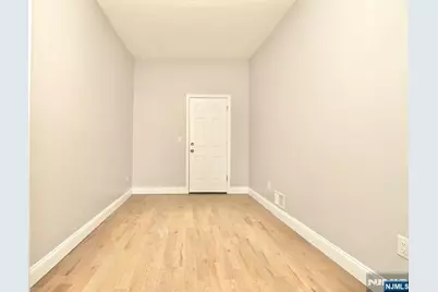 480 Bergen Avenue, Jersey City, NJ 07304 - Photo 6