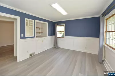 32-09 Heywood Avenue, Fair Lawn, NJ 07410 - Photo 6