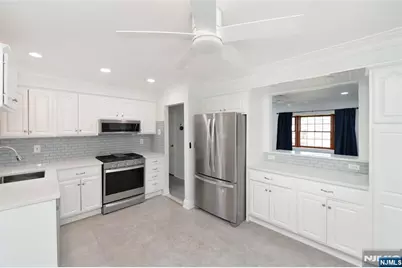 32-09 Heywood Avenue, Fair Lawn, NJ 07410 - Photo 10