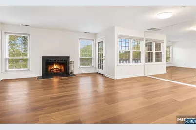 25 Markham Circle, Englewood, NJ 07631 - Photo 2