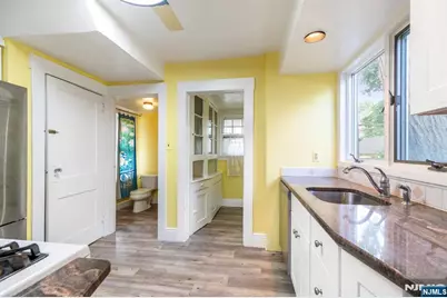 300 Van Buren Avenue, Teaneck Township, NJ 07666 - Photo 6