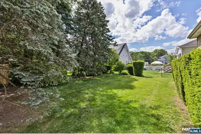209 Washington Avenue, Rutherford, NJ 07070 - Photo 20