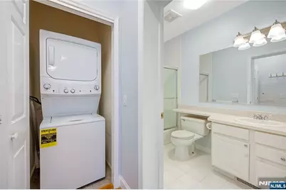 337 The Promenade 337 #337, Edgewater, NJ 07013 - Photo 24