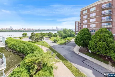 337 The Promenade 337 #337, Edgewater, NJ 07013 - Photo 1